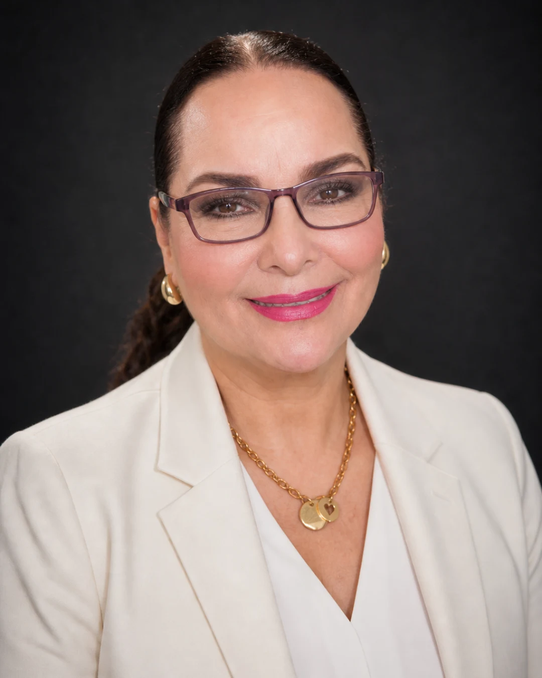 Retrato profesional de la Lic. Psic. Lourdes Susana Ojeda.